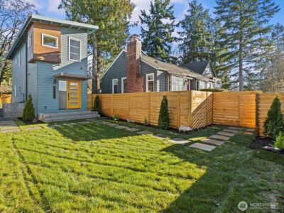 12834 Ashworth Avenue N, Seattle, WA 98133 - Photo 32