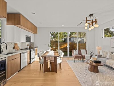 12834 Ashworth Avenue N, Seattle, WA 98133 - Photo 8