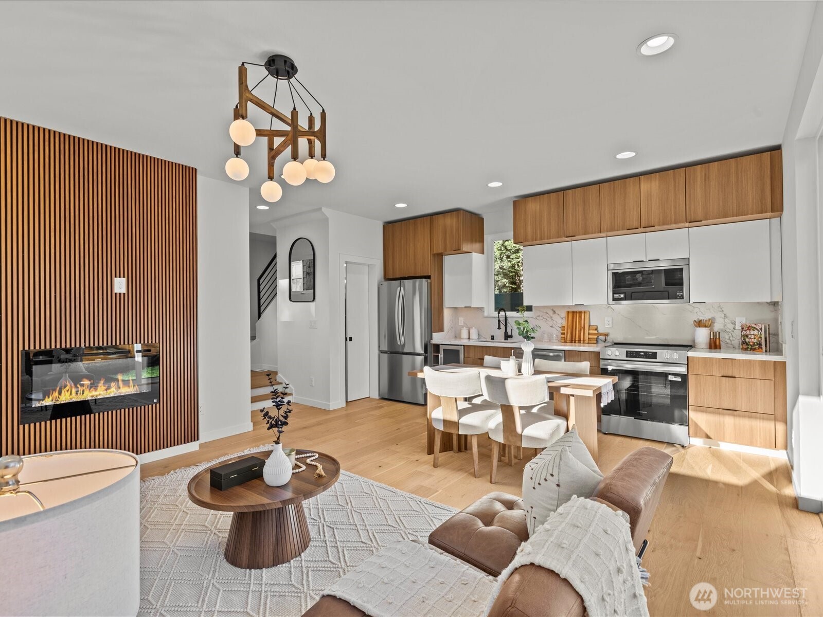 12834 Ashworth Avenue N, Seattle, WA 98133