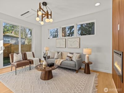 12834 Ashworth Avenue N, Seattle, WA 98133 - Photo 14