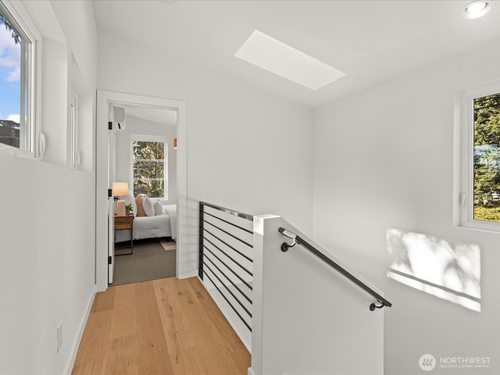 12834 Ashworth Avenue N, Seattle, WA 98133