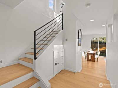 12834 Ashworth Avenue N, Seattle, WA 98133 - Photo 7