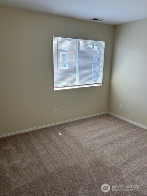 2055 Garry Oaks Avenue #B, Dupont, WA 98327