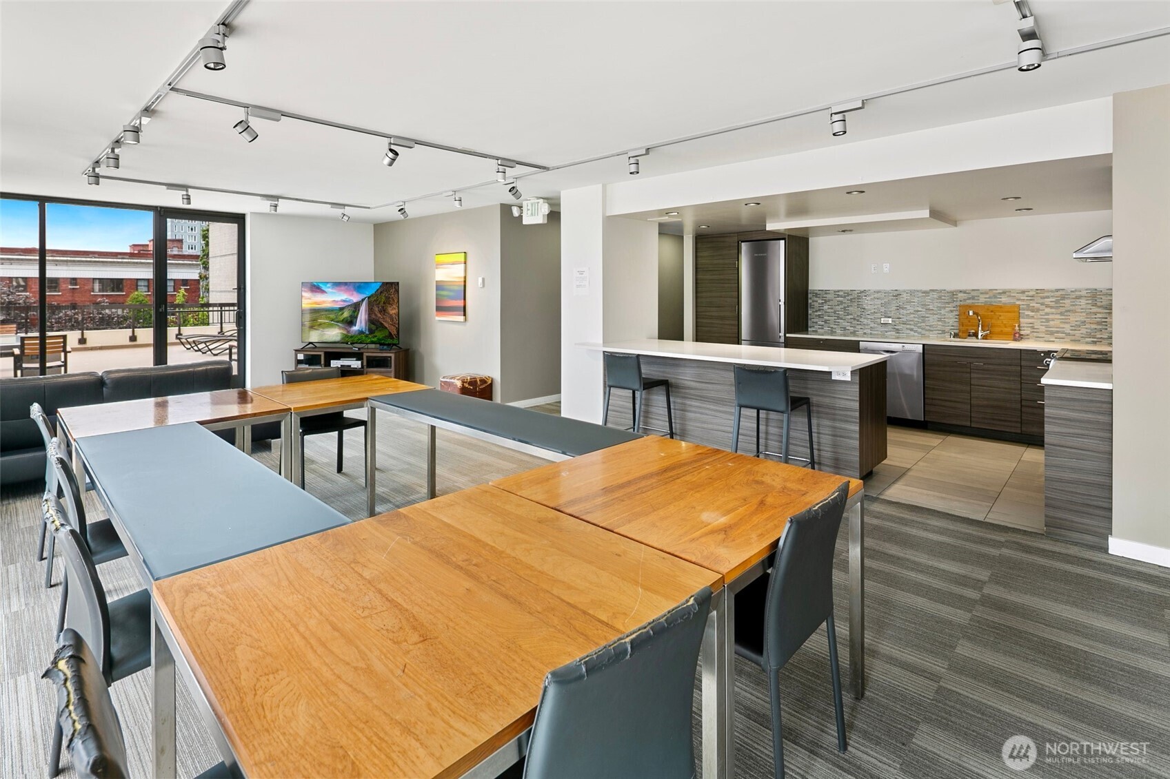 2201 3rd Avenue #1001, Seattle, WA 98121