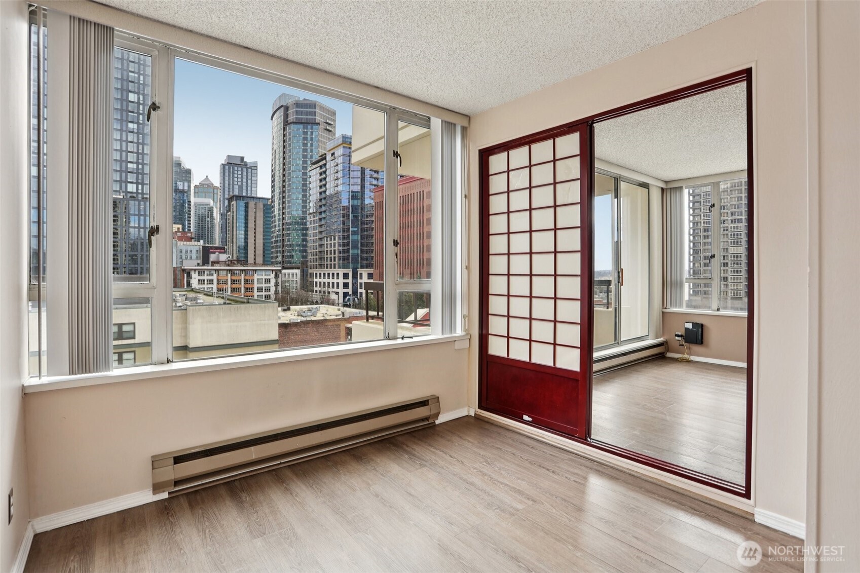 2201 3rd Avenue #1001, Seattle, WA 98121