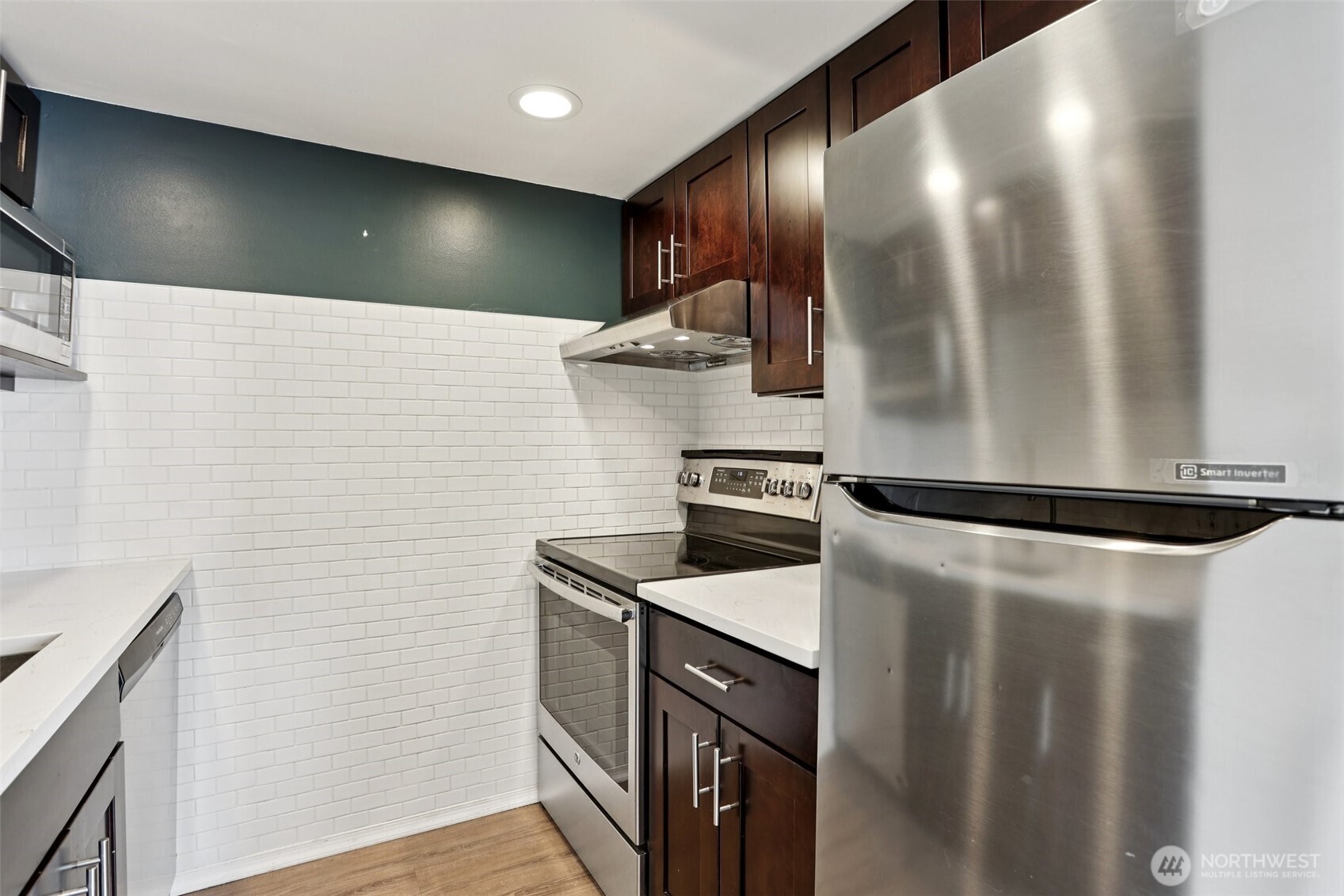 2201 3rd Avenue #1001, Seattle, WA 98121