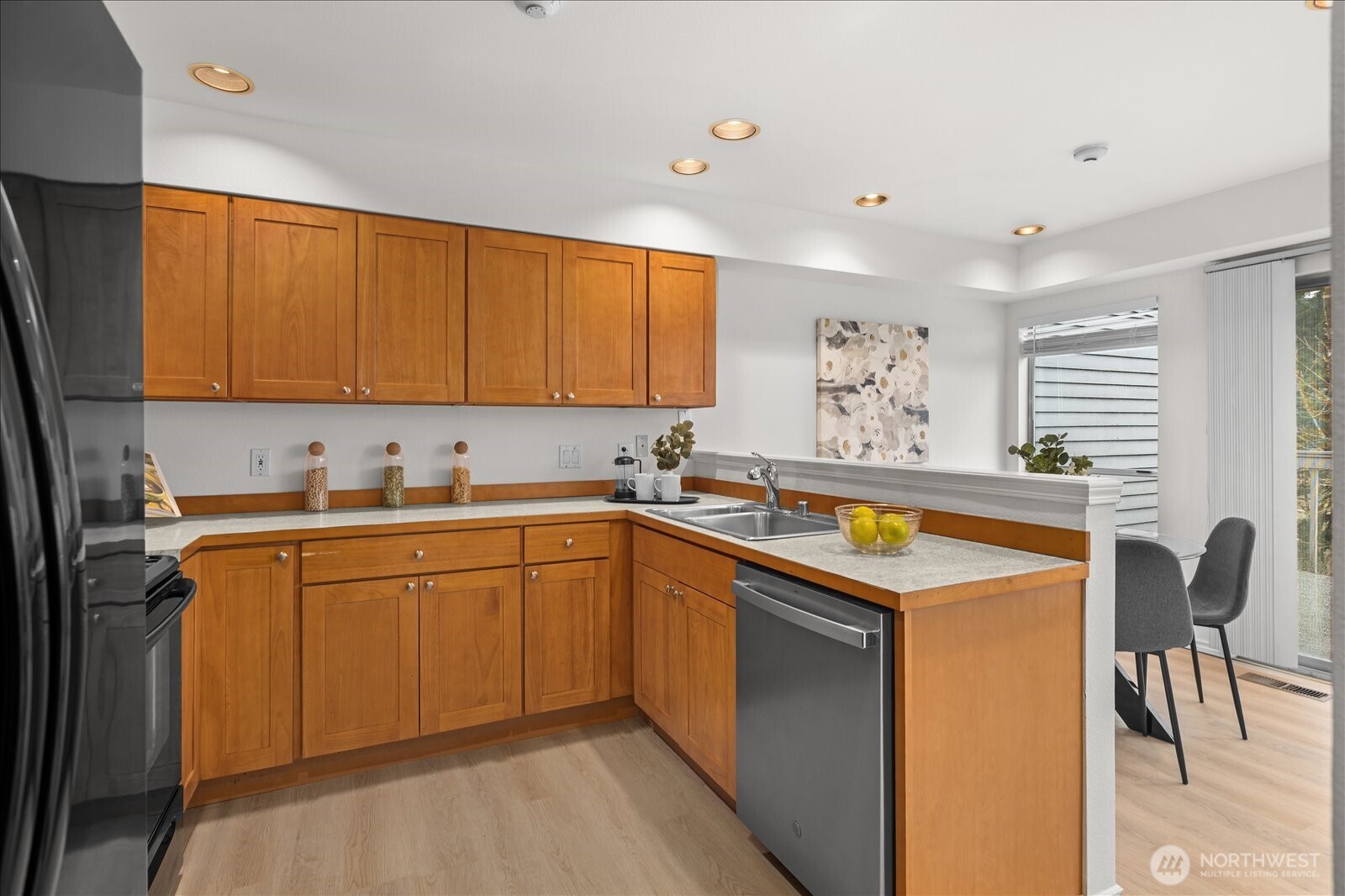 7250 NE Old Redmond Rd #F124, Redmond, WA 98052