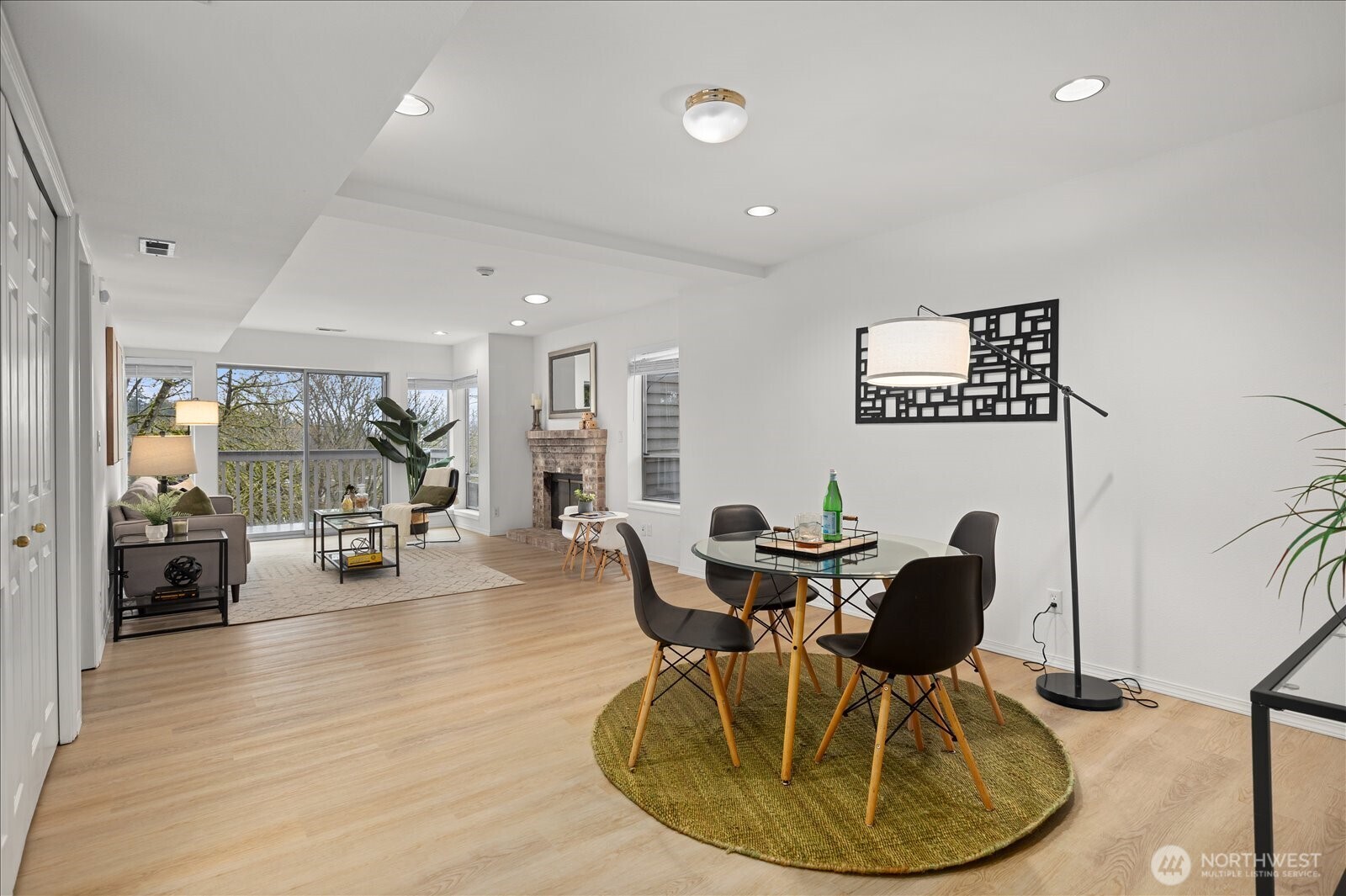 7250 NE Old Redmond Rd #F124, Redmond, WA 98052