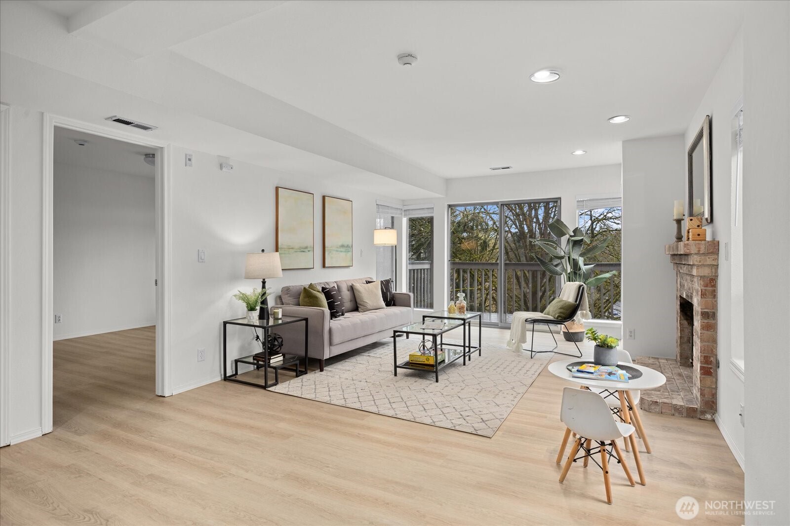 7250 NE Old Redmond Rd #F124, Redmond, WA 98052