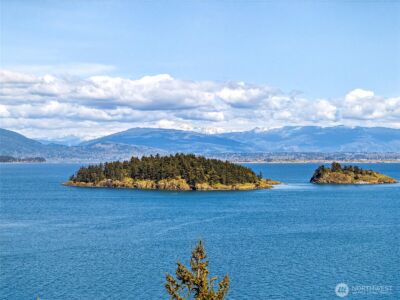 7457 Holiday Boulevard , Anacortes, WA 98221 - Photo 19