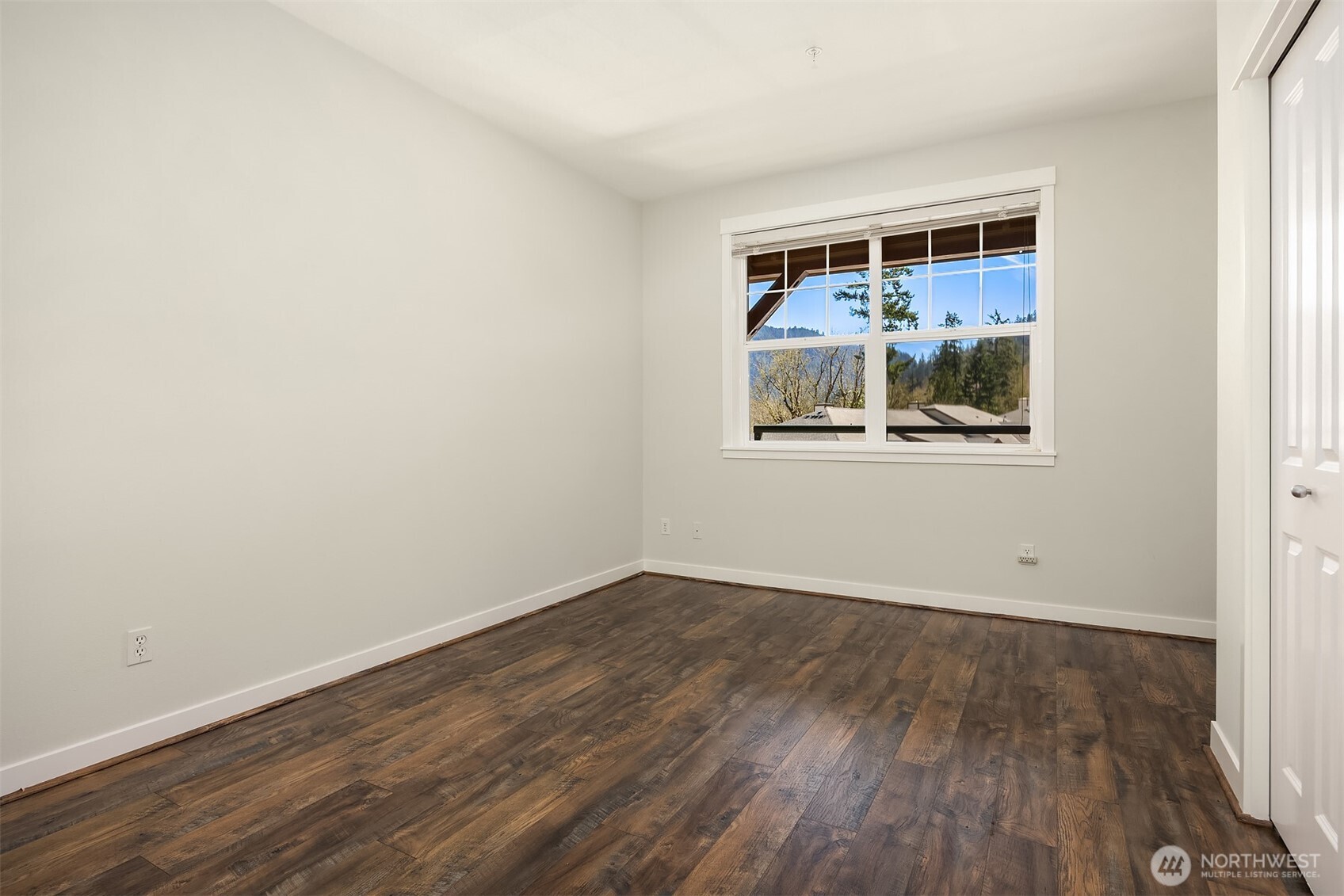 1000 Cabin Creek Lane SW #B303, Issaquah, WA 98027