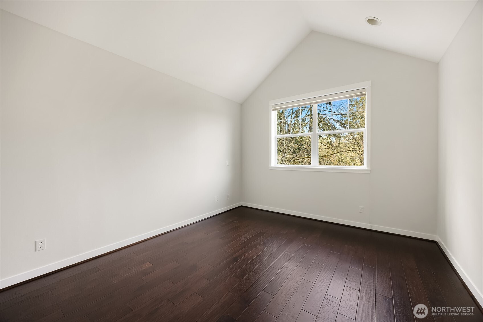 1000 Cabin Creek Lane SW #B303, Issaquah, WA 98027