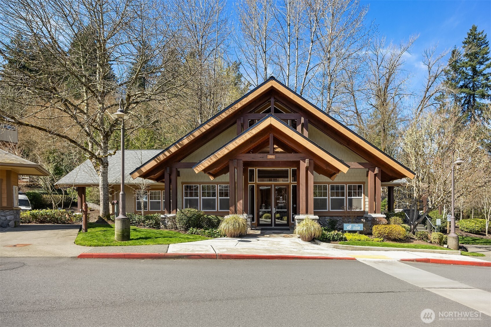1000 Cabin Creek Lane SW #B303, Issaquah, WA 98027