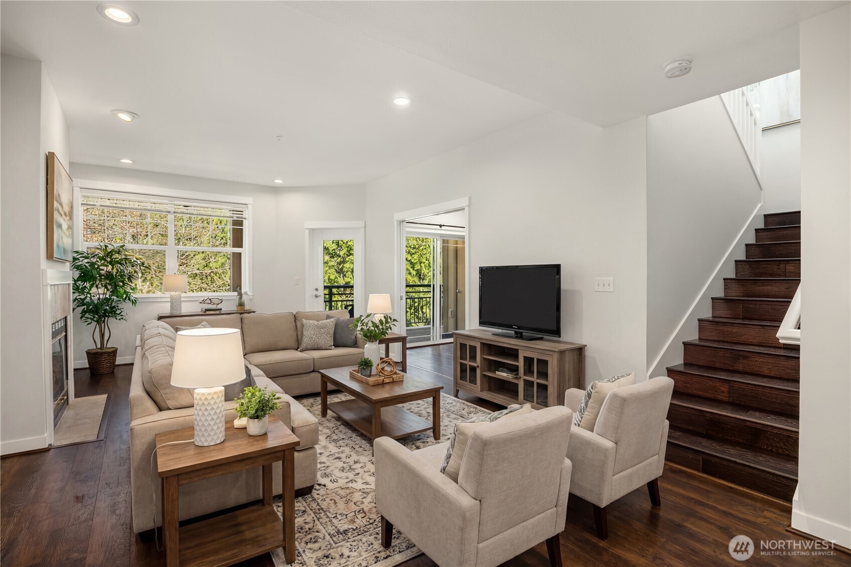 1000 Cabin Creek Lane SW #B303, Issaquah, WA 98027