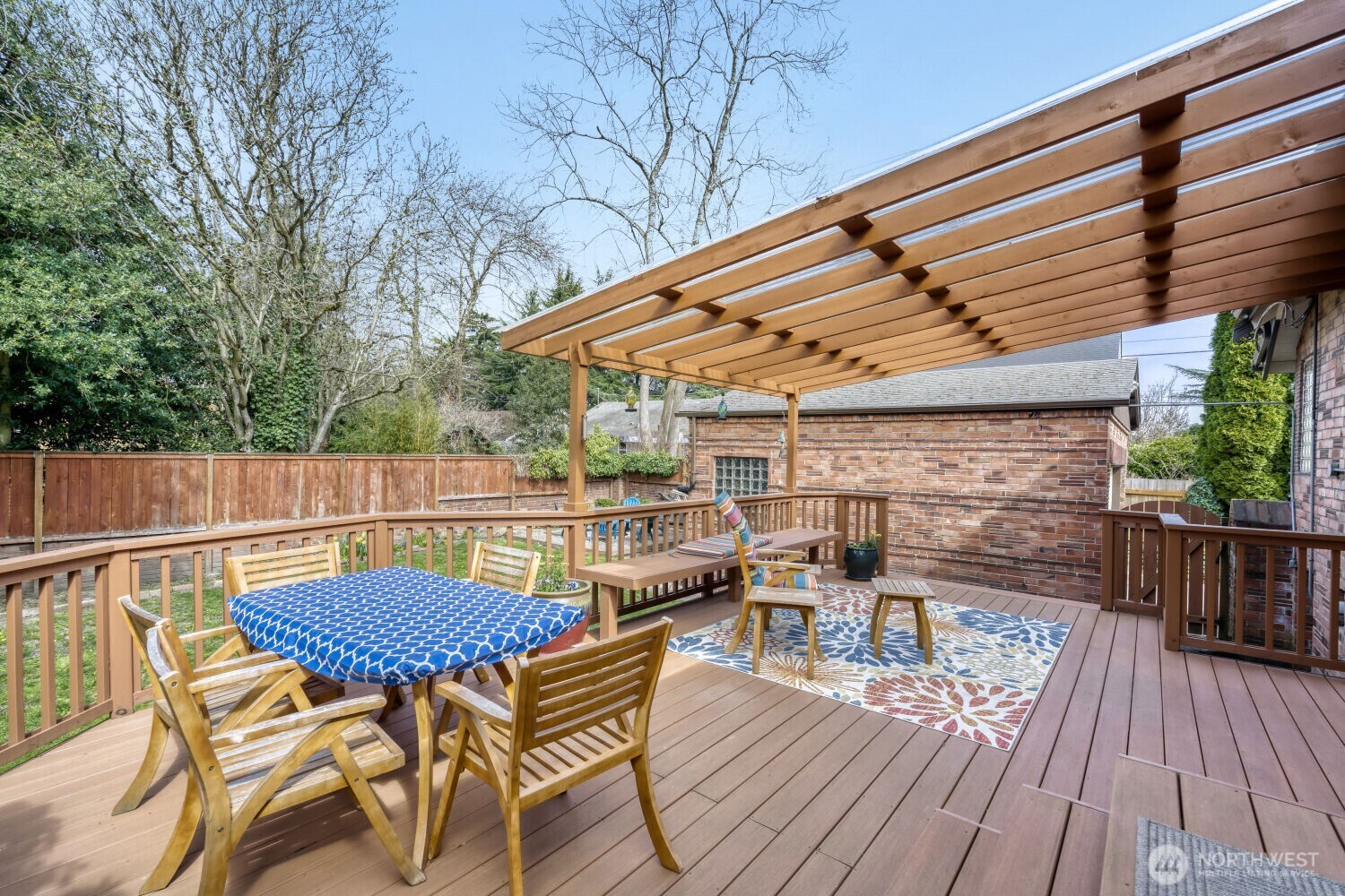 348 NE 57th Street , Seattle, WA 98105