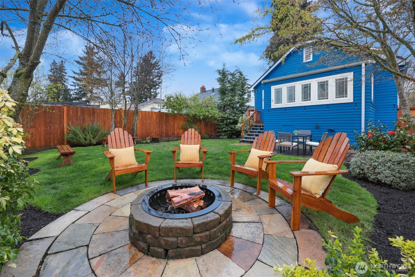 9231 39th Avenue S, Seattle, WA 98118