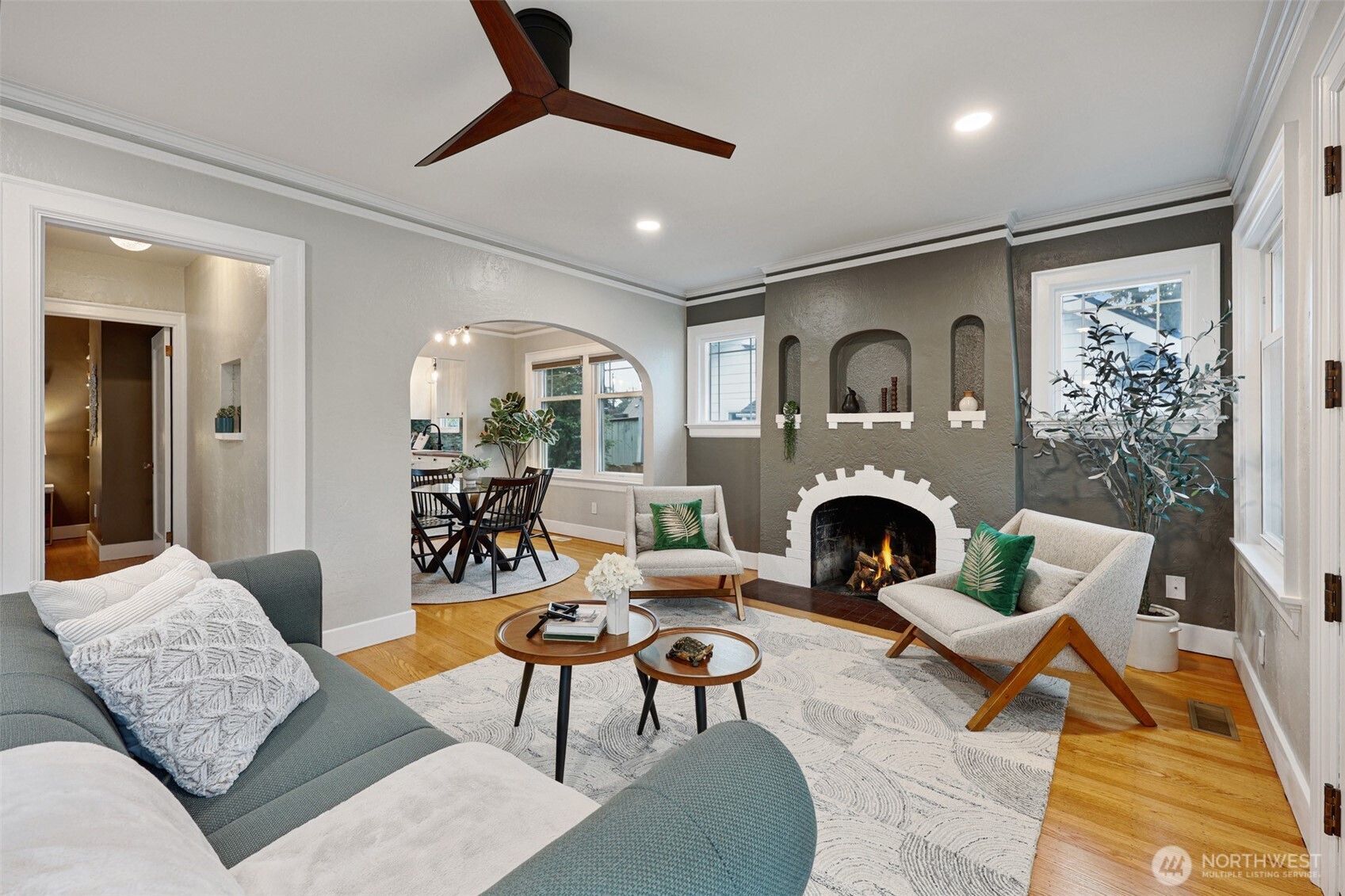 9231 39th Avenue S, Seattle, WA 98118