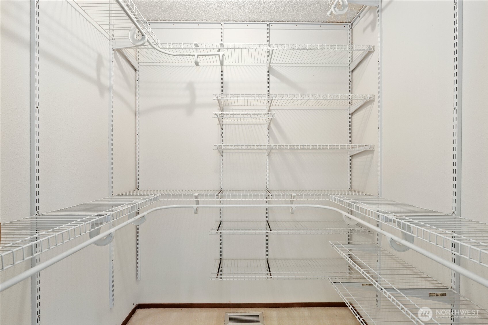 17415 79th Avenue E, Puyallup, WA 98375