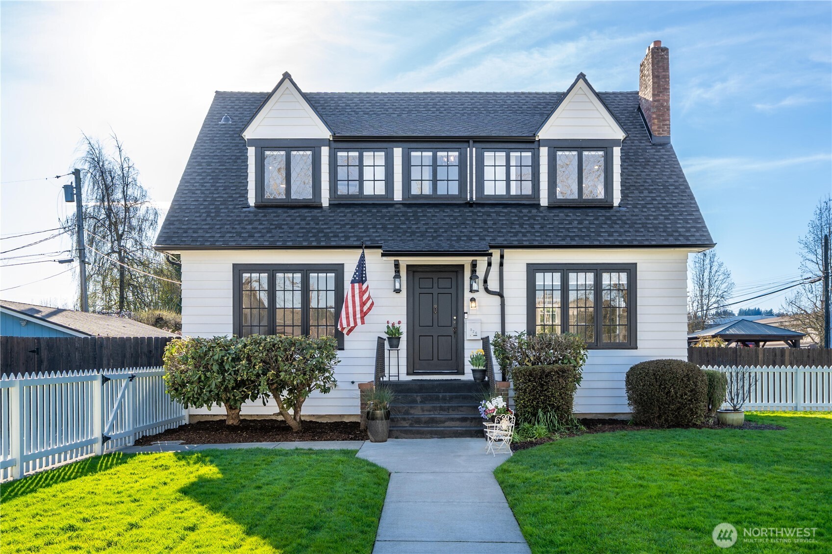 926 Lewis Avenue , Sumner, WA 98390