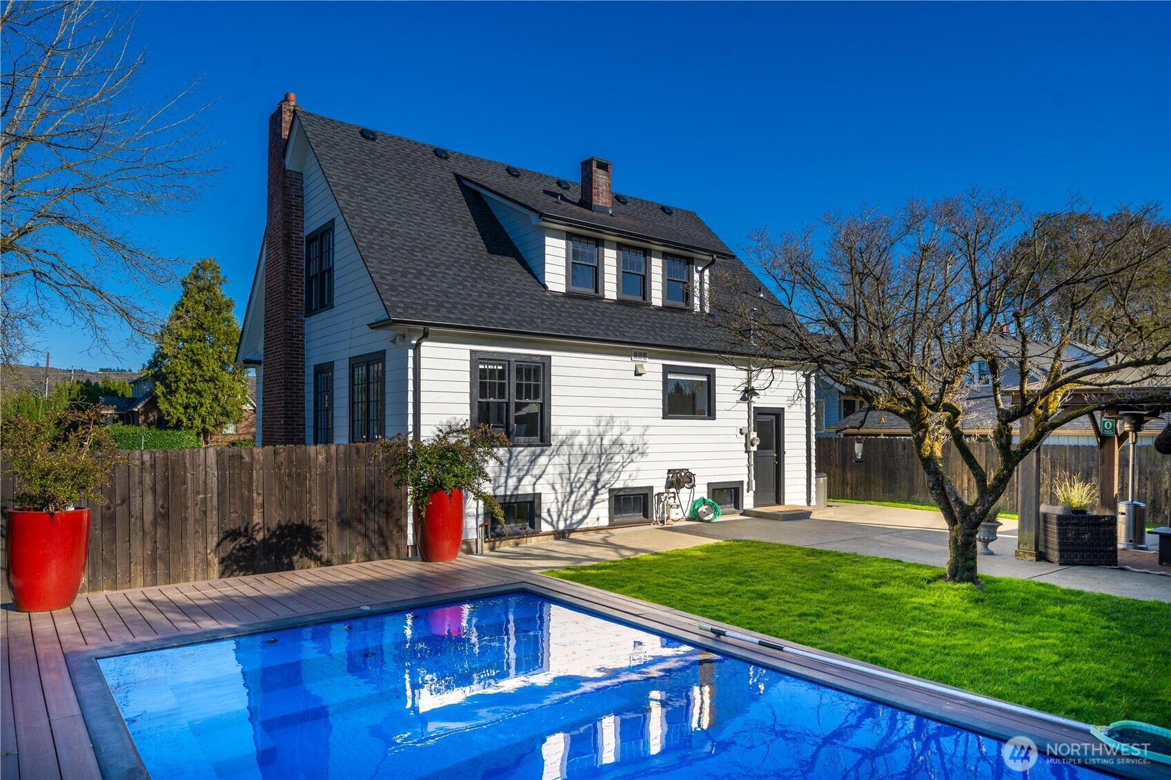 926 Lewis Avenue , Sumner, WA 98390