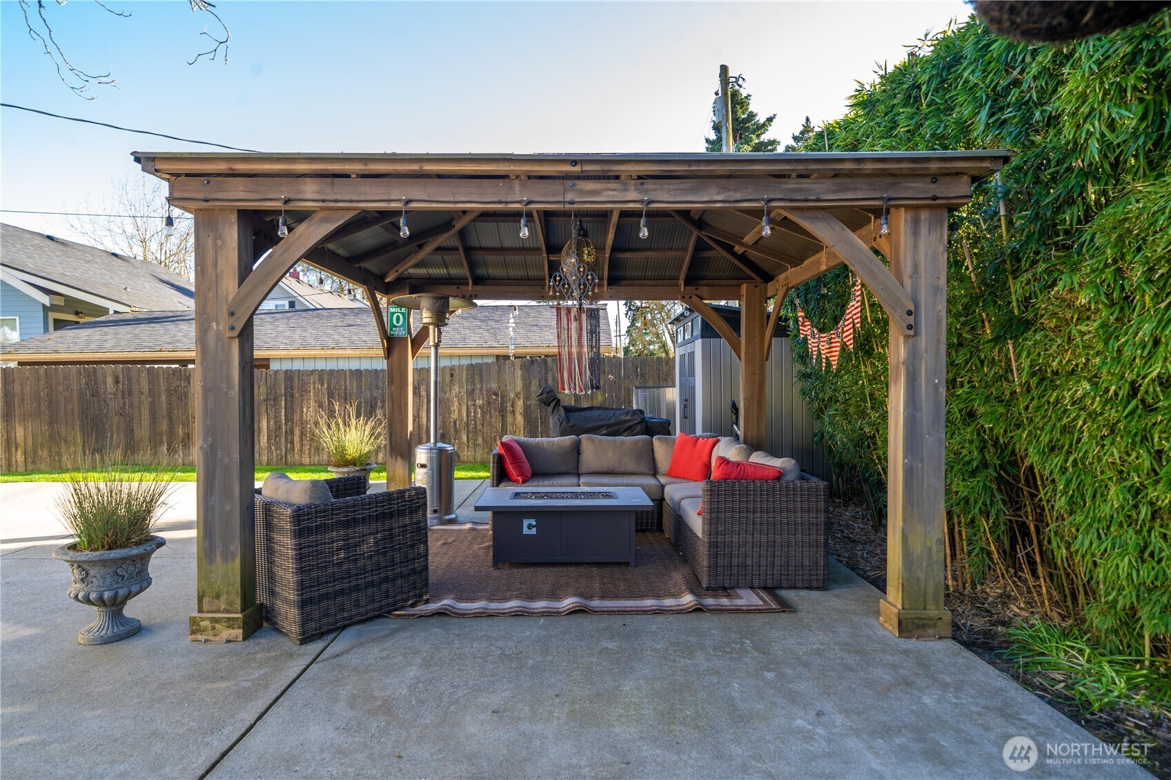 926 Lewis Avenue , Sumner, WA 98390