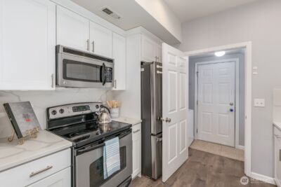 18930 Bothell-Everett Highway #T-101, Bothell, WA 98012 - Photo 14