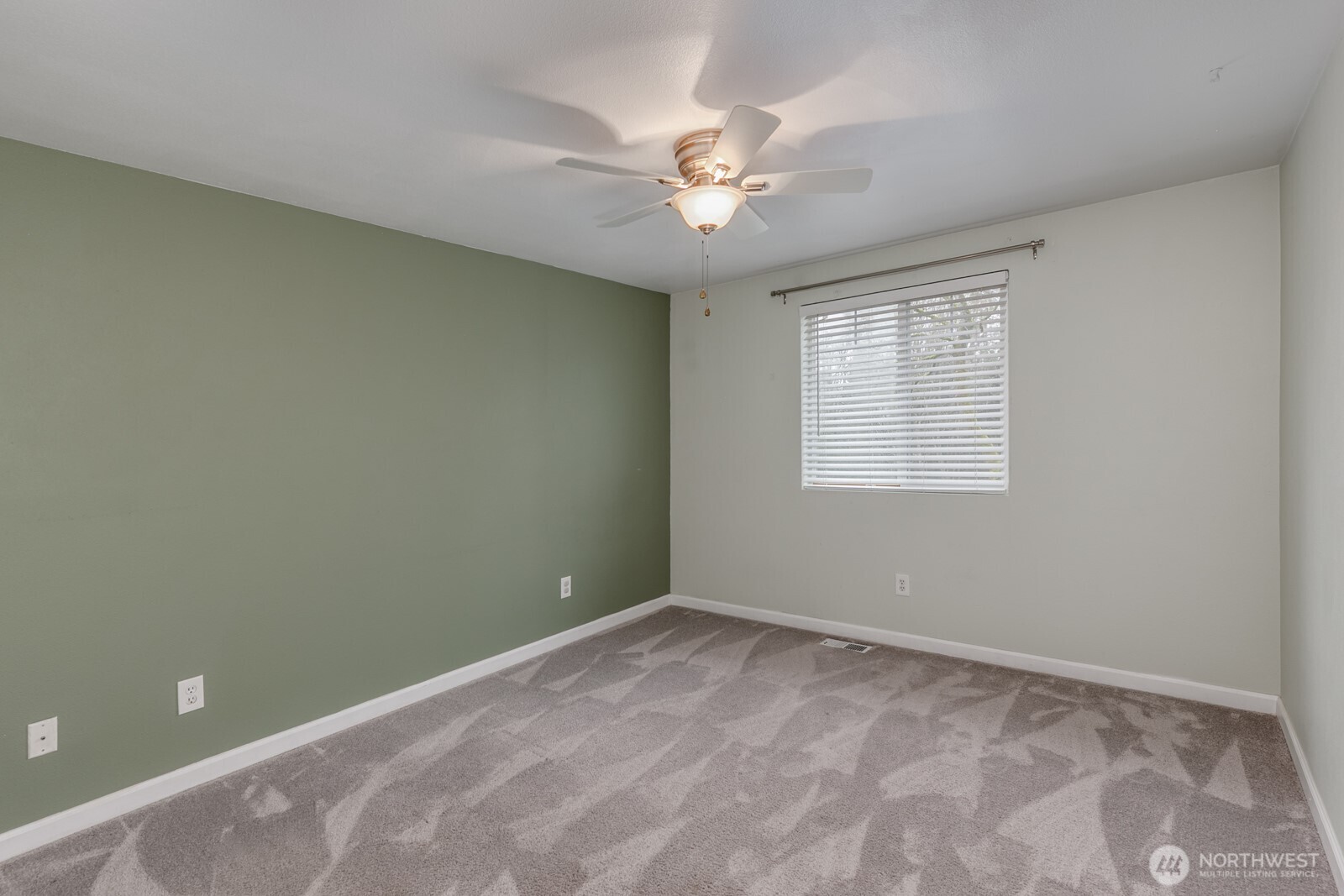 18930 Bothell-Everett Highway #T-101, Bothell, WA 98012