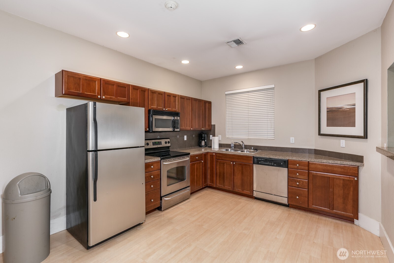 18930 Bothell-Everett Highway #T-101, Bothell, WA 98012