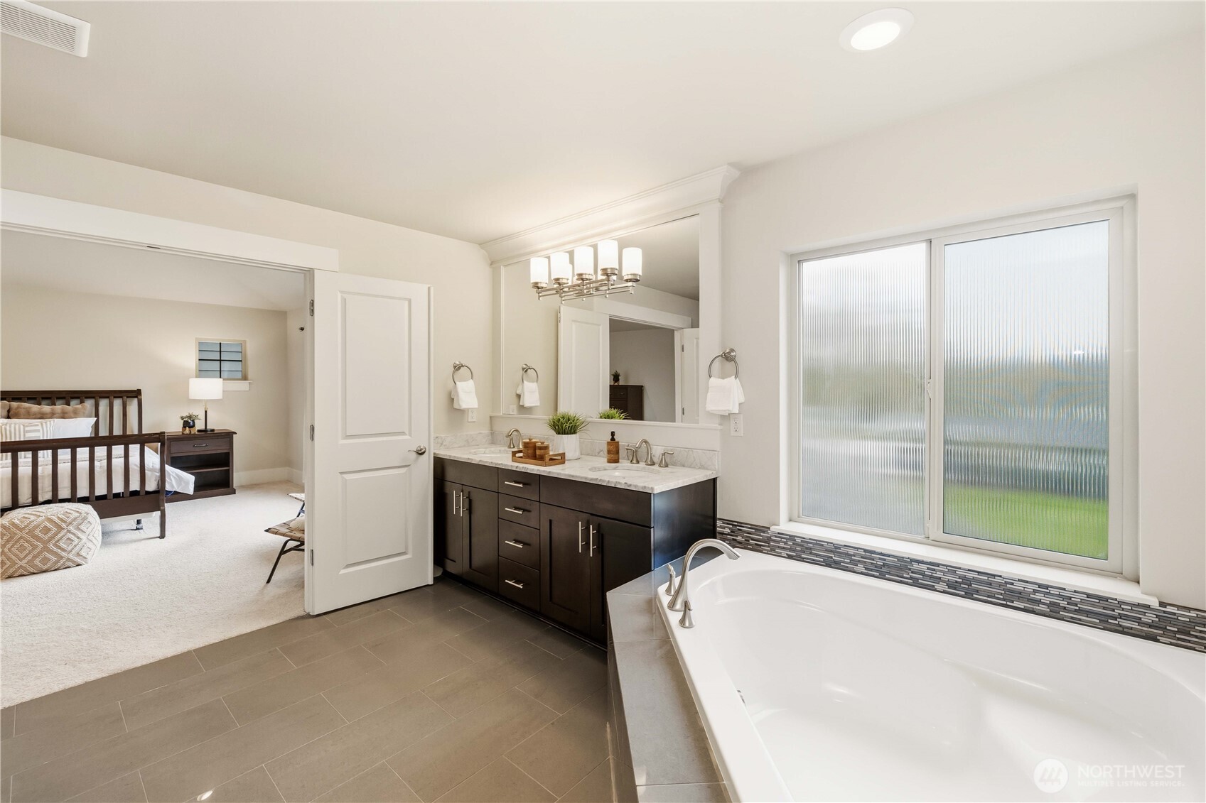 17411 SE 139th Place , Renton, WA 98059