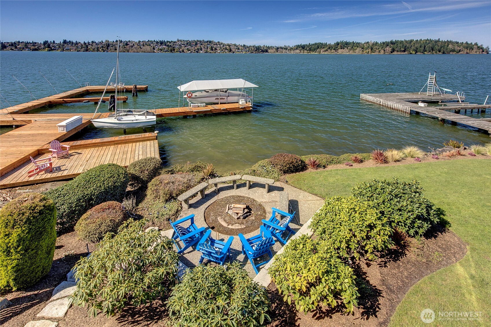16 Meadow Lane , Mercer Island, WA 98040