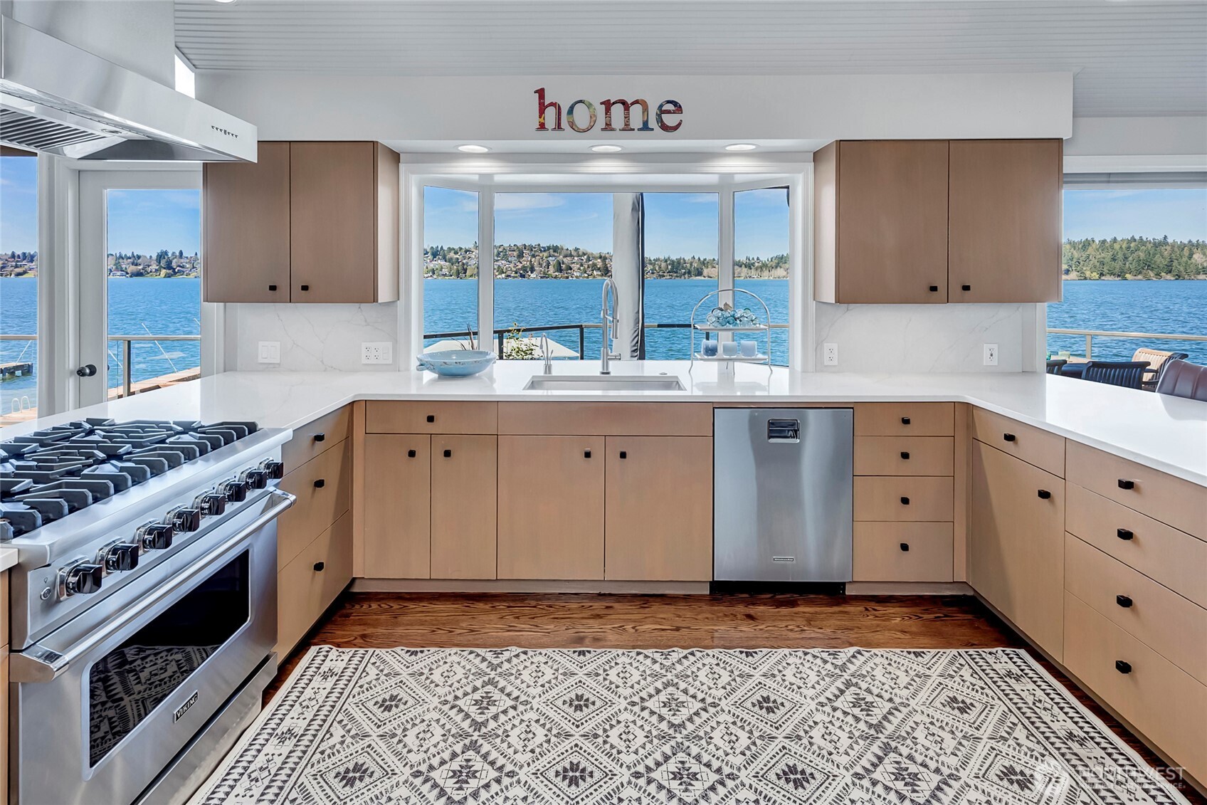 16 Meadow Lane , Mercer Island, WA 98040