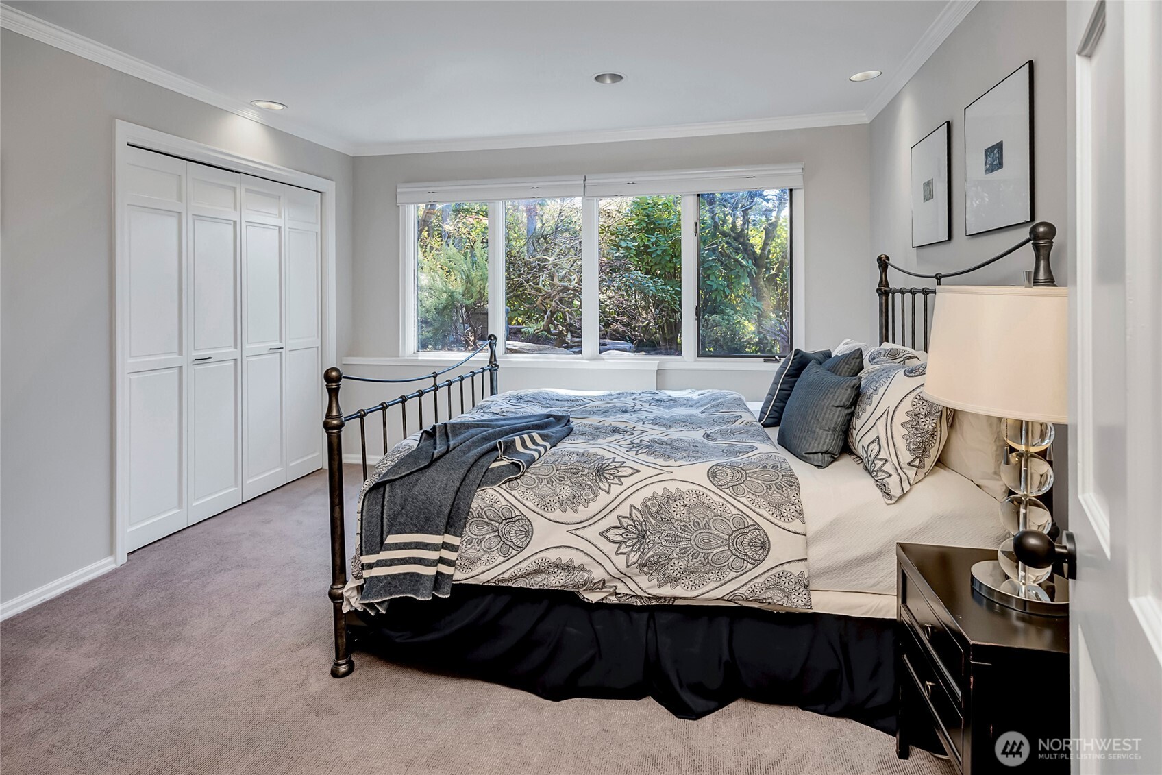 16 Meadow Lane , Mercer Island, WA 98040