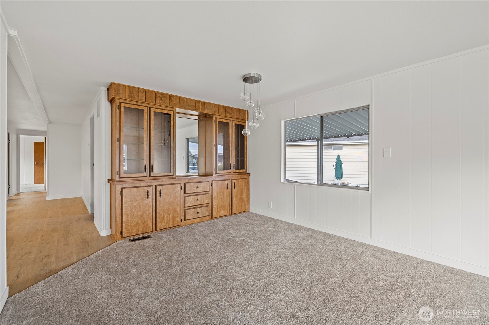 2725 E Fir Street #101, Mount Vernon, WA 98273