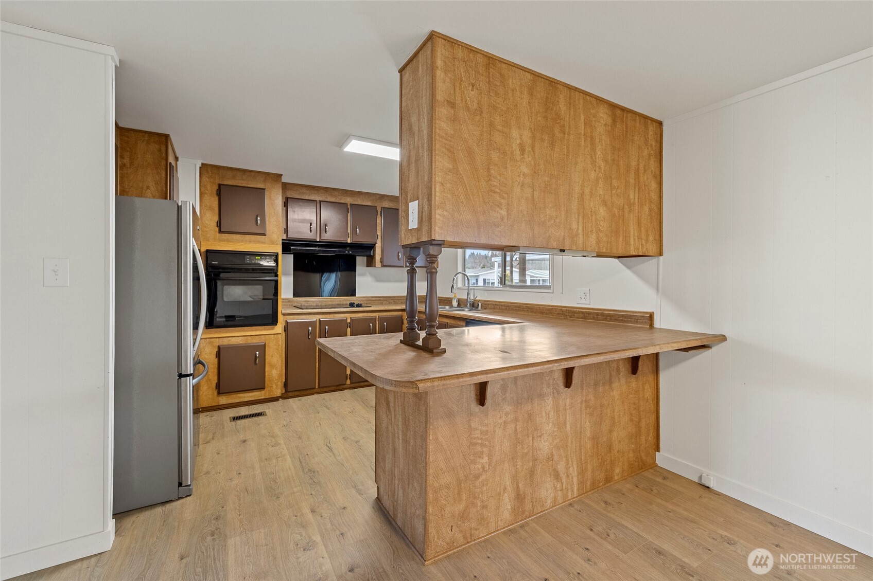 2725 E Fir Street #101, Mount Vernon, WA 98273