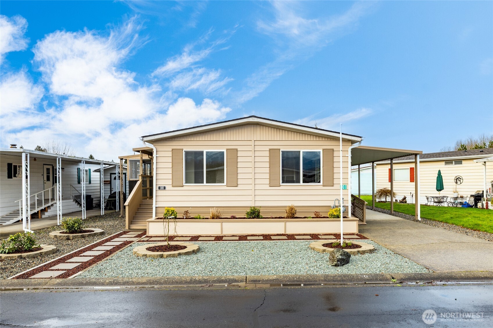 2725 E Fir Street #101, Mount Vernon, WA 98273