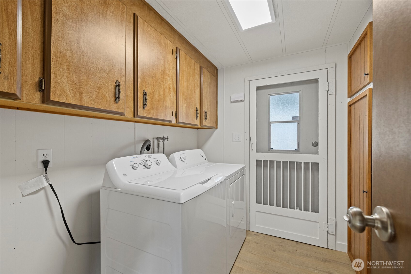 2725 E Fir Street #101, Mount Vernon, WA 98273