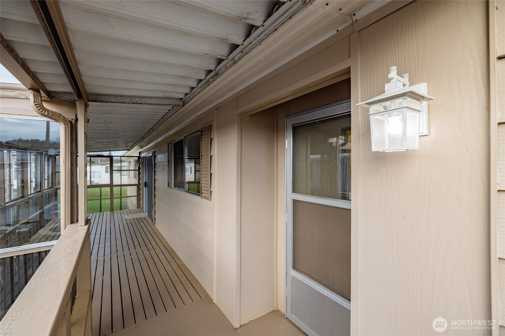 2725 E Fir Street #101, Mount Vernon, WA 98273