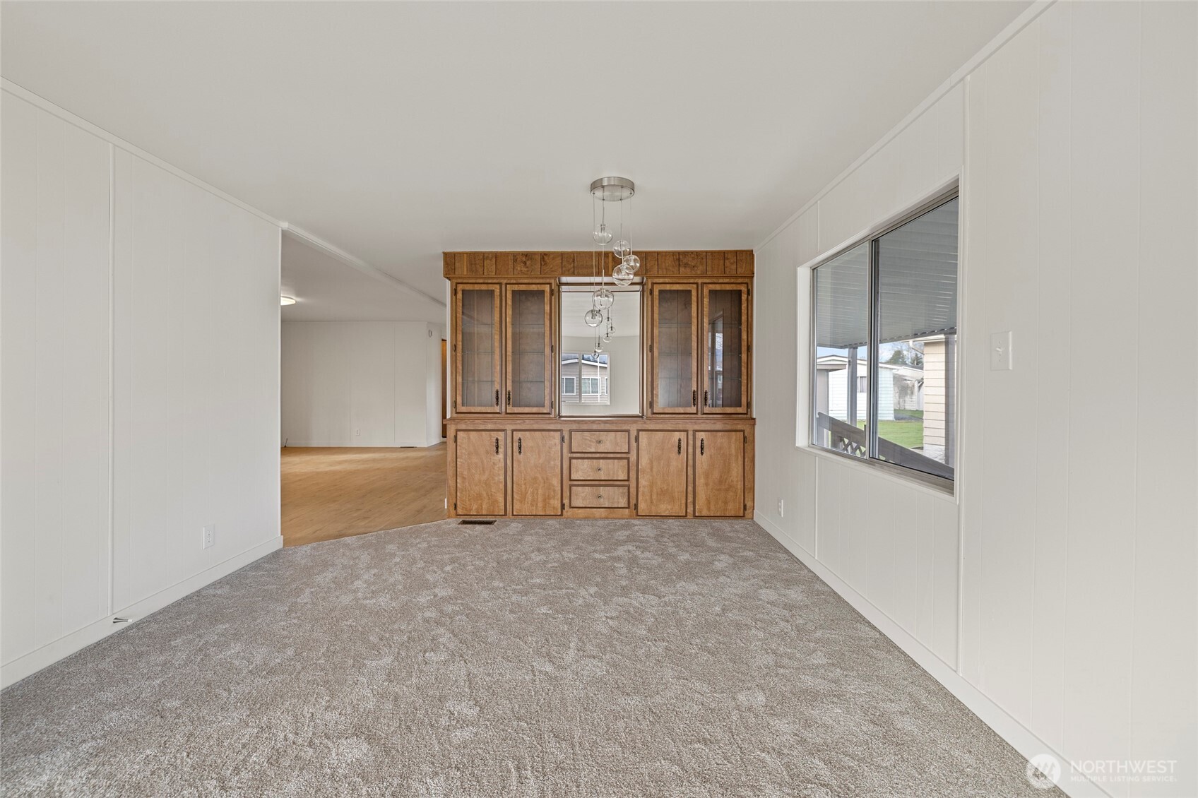 2725 E Fir Street #101, Mount Vernon, WA 98273