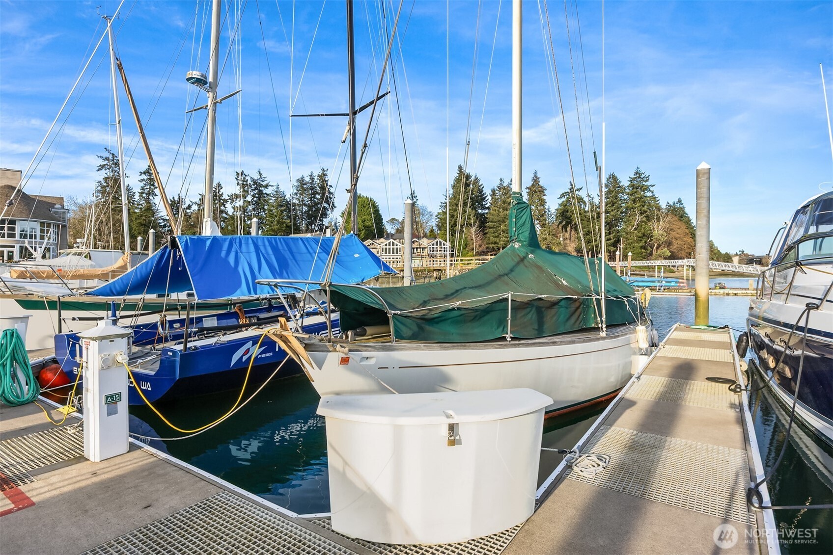 141 Parfitt Way SW #A-15, Bainbridge Island, WA 98110