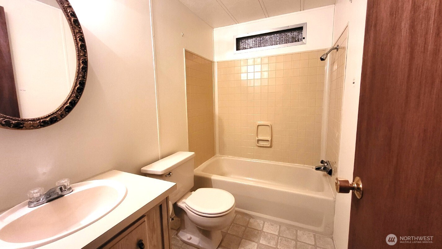 2285 Basin Street SW #12, Ephrata, WA 98823