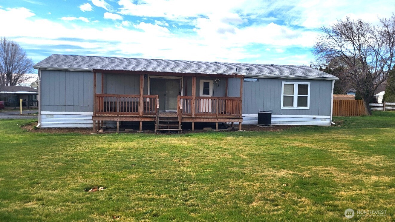 2285 Basin Street SW #12, Ephrata, WA 98823