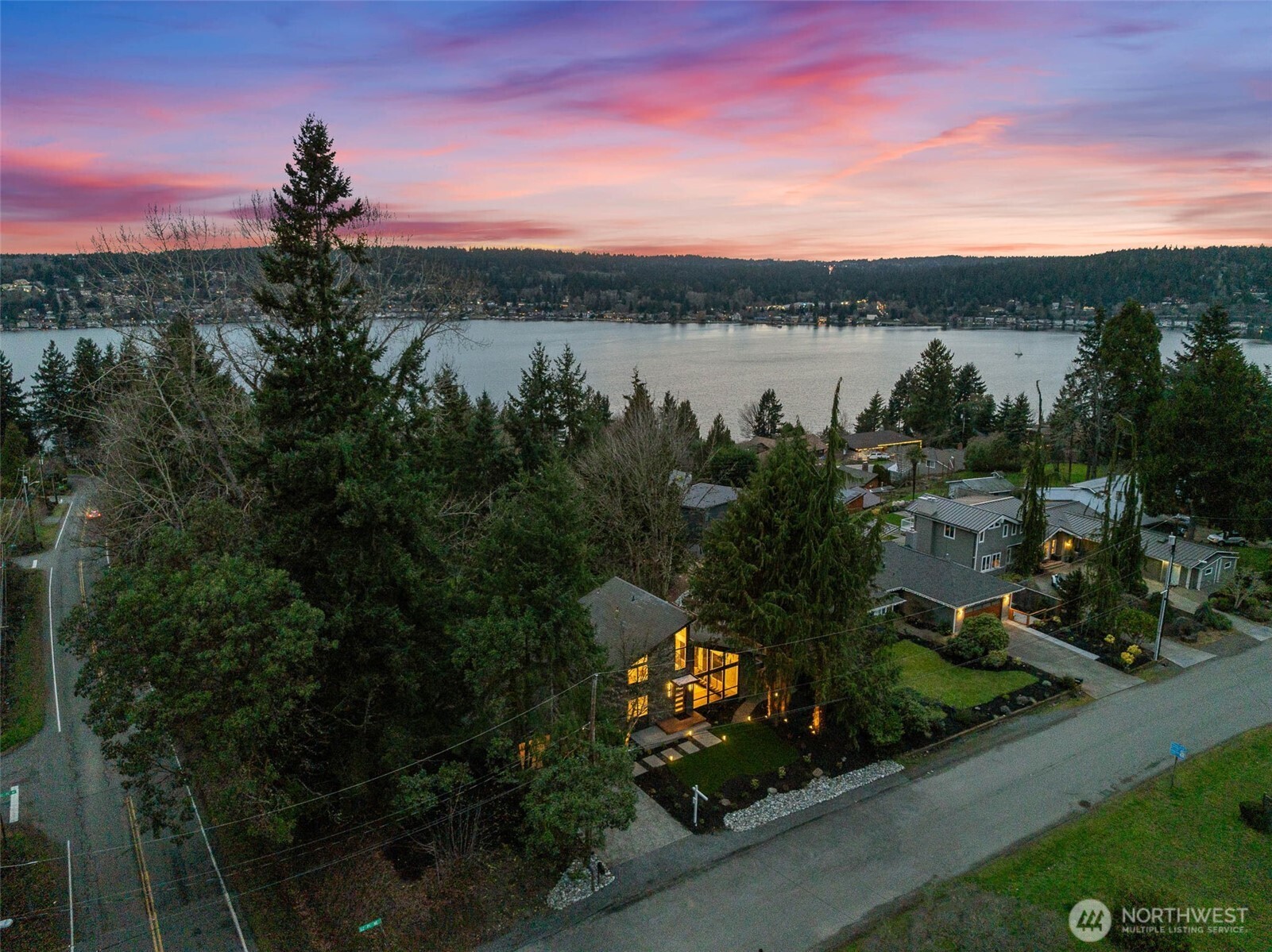 15505 62nd Place NE, Kenmore, WA 98028