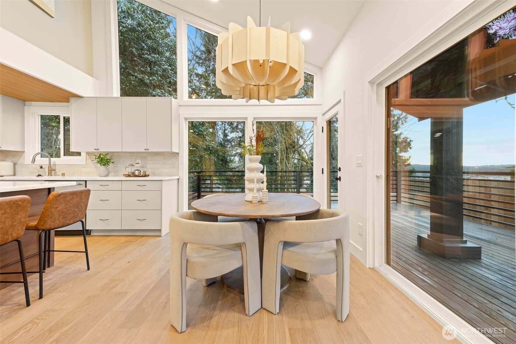 15505 62nd Place NE, Kenmore, WA 98028