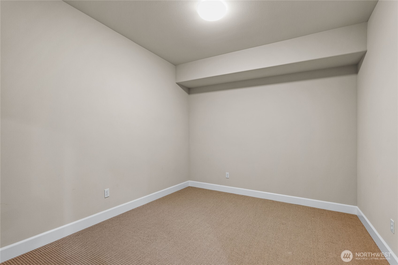 128 Country Club Circle SW, Lakewood, WA 98498