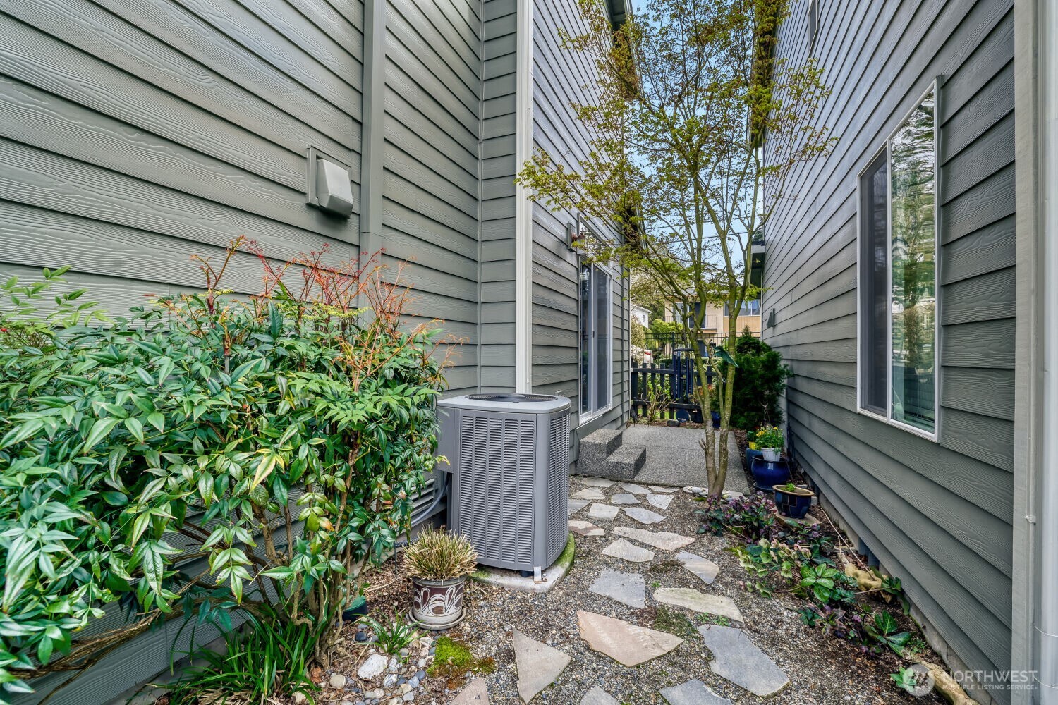 18705 101st Avenue NE #3, Bothell, WA 98011