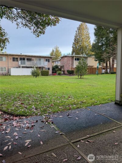 12230 SE 60th Street #34, Bellevue, WA 98006 - Photo 15