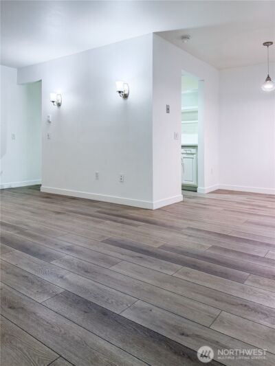 12230 SE 60th Street #34, Bellevue, WA 98006 - Photo 3