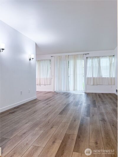 12230 SE 60th Street #34, Bellevue, WA 98006 - Photo 4
