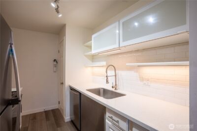 12230 SE 60th Street #34, Bellevue, WA 98006 - Photo 11