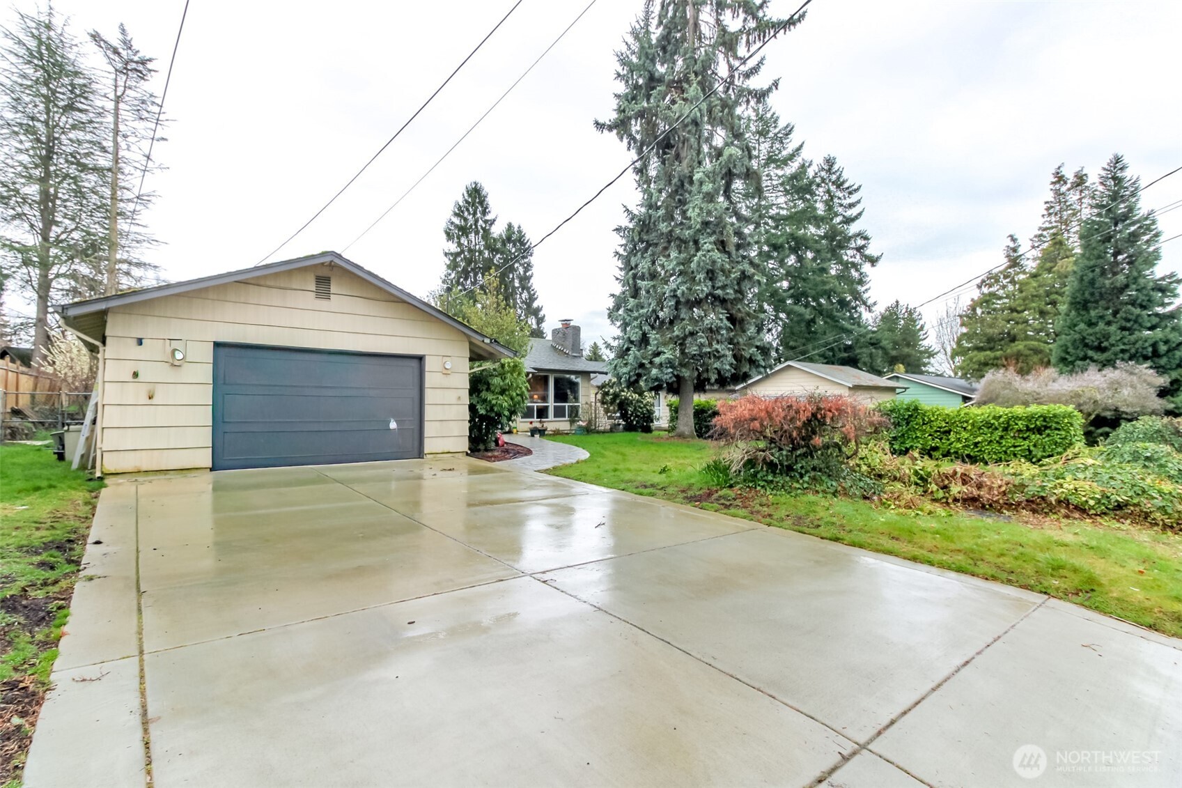 10543 SE 228th Street , Kent, WA 98031